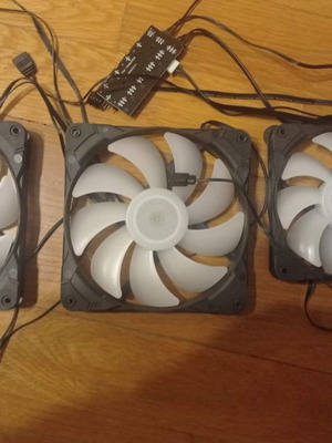 Lian Li ARGB fans με controller μεταχειρισμένα, 1x120mm και 2x140mm