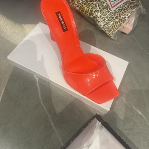 Nine West mules new, size 41, orange
