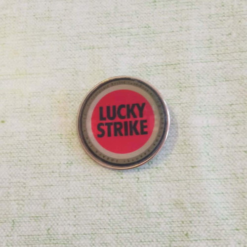 Lucky Strike Holographic Pin vintage, like new, 1990s promotional