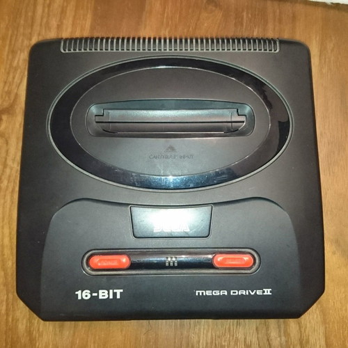 Sega Mega Drive II used console with two controllers and NBA LIVE 96
