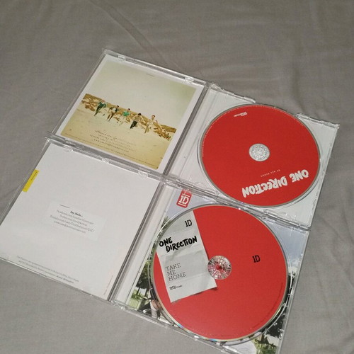 One Direction CD set like new, pop