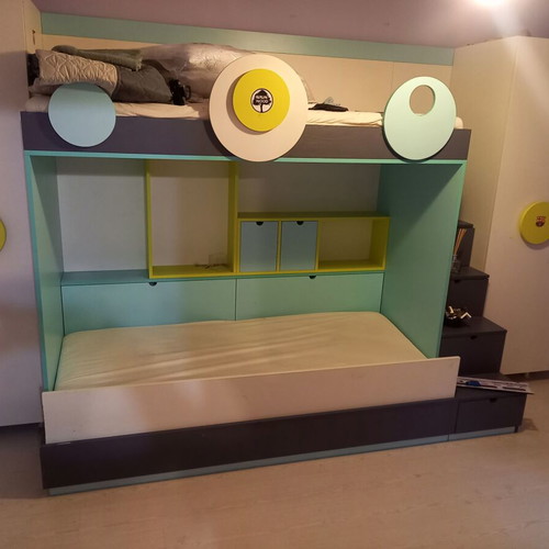 Children's Bunk Bed custom made, like new, with mattress