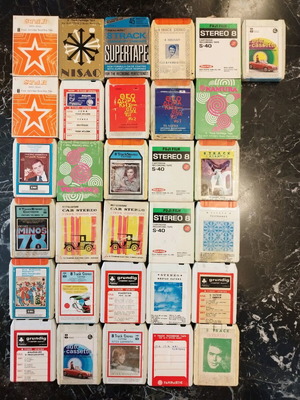 Vintage 8 track cassette tapes used, pack of 31 collectible items