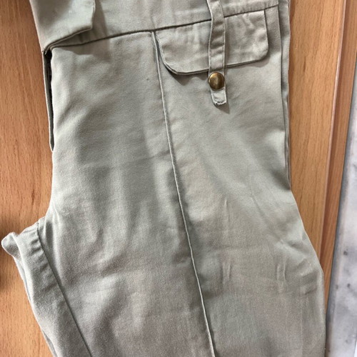 Cargo pants women XS khaki, worn once, short