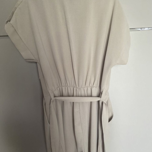 Zip Kilot beige medium, like new