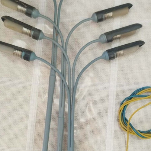 HO scale lighting poles for model layout, set of 9
