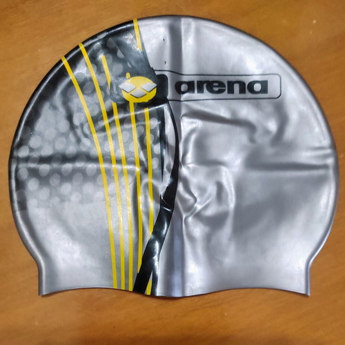 Adidas and Arena swimming caps like new, size OG