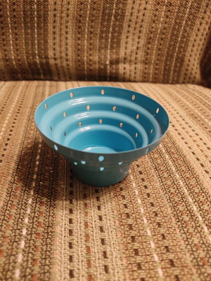 Metal tealight holder, blue