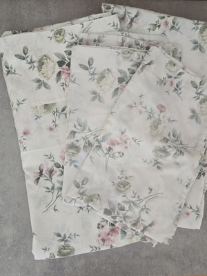 Vintage single bed sheets and pillowcases used