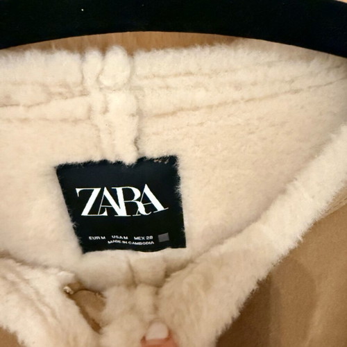 Zara Honey Short Coat With Fur Lining Like New