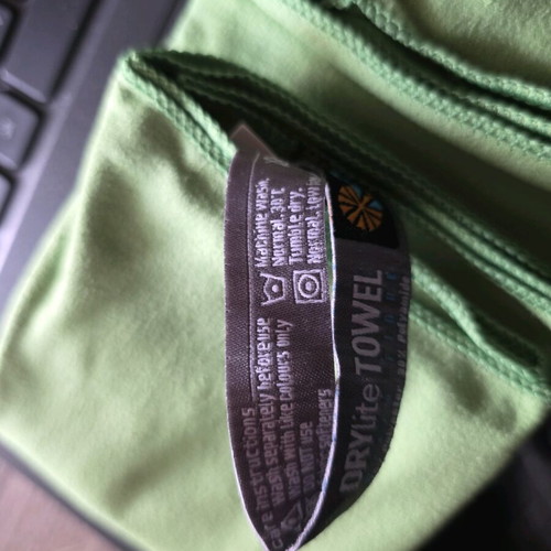Sea to Summit DryLite Small towel green new