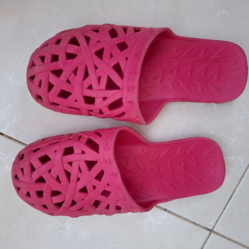 Pink summer slippers used, comfortable and lightweight size 39
