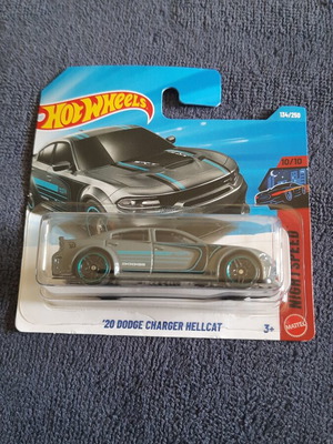 Hot Wheels '20 Dodge Charger Hellcat new