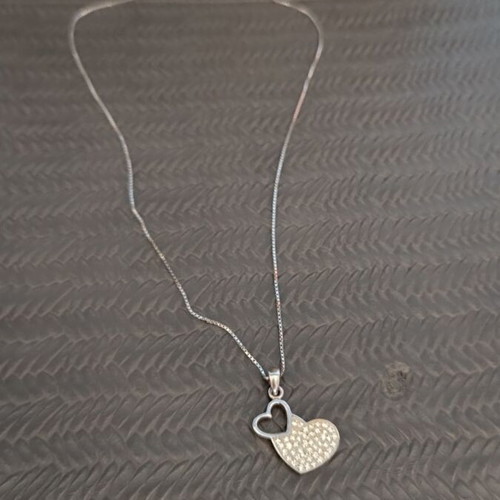 Silver necklace hearts 925 like new with zircon pendant and chain