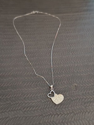 Silver necklace hearts 925 like new with zircon pendant and chain