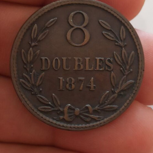 Guernesey 8 Doubles 1874 coin like new