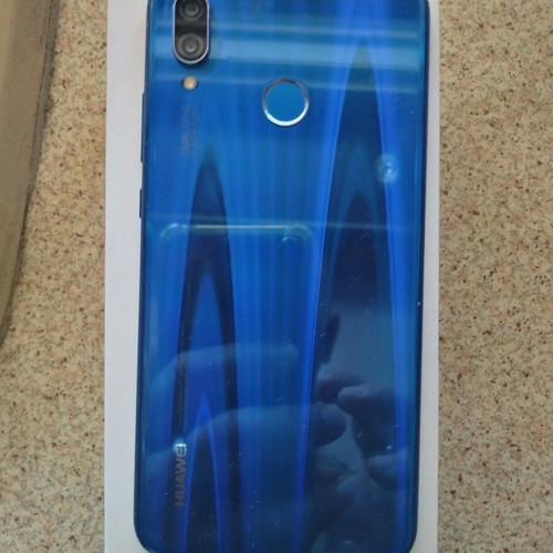 Huawei P Lite smartphone like new, 64GB memory