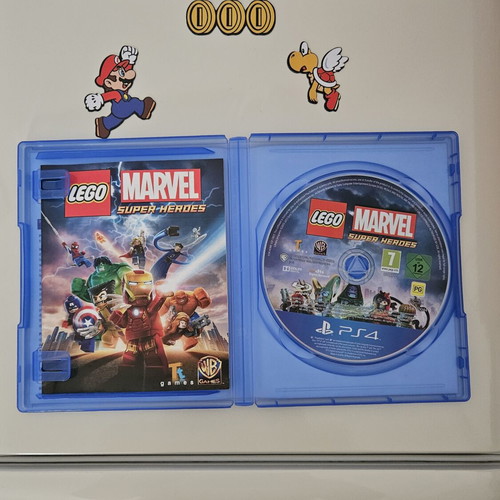 Lego Marvel Super Heroes PlayStation 4 game like new