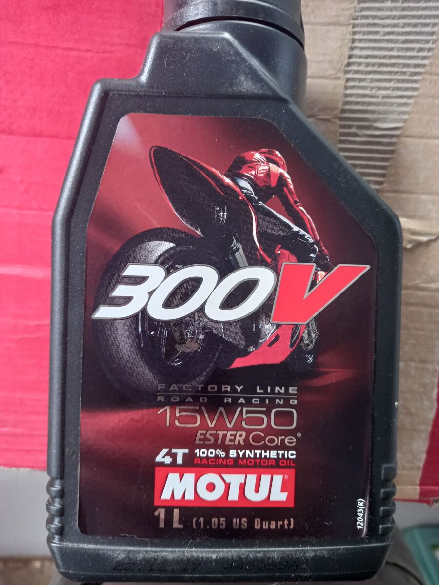 Motul 300V 15W50 pack of 3 x 1L new - € 50,00 - Vendora.cy
