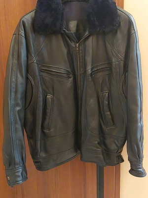 Men's leather jacket XL black like new