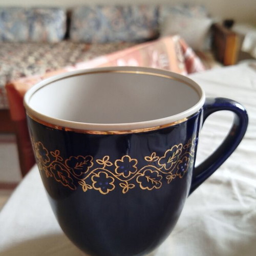 Vintage porcelain mugs with cobalt color and gilded details, Soviet 1940-1960