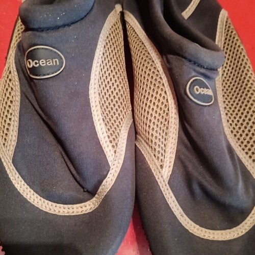 Ocean water shoes size 44 used, blue