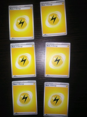 Карти Basic Lightning Energy Pokémon TCG като нови, комплект от 6 от Scarlet and Violet