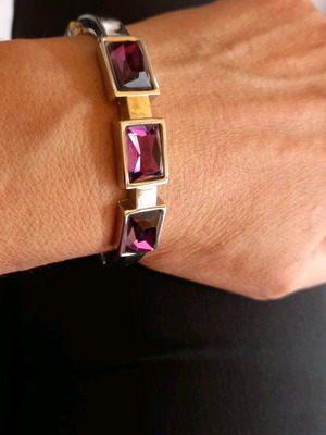 Handcuff bracelet like new silver nickel with fuchsia stones