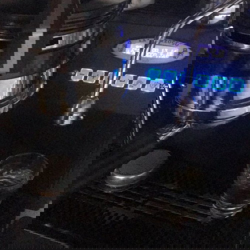 La Marzocco GS3 Manual μεταχειρισμένη με ξύλινη λαβή και μαύρο