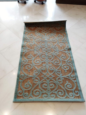 Carpet used 150 x 80 cm