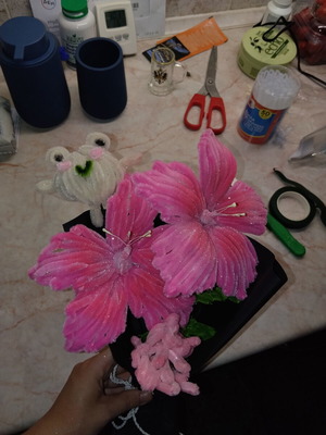 Flower and frog handmade with glitter