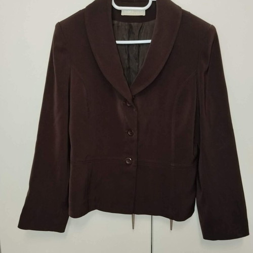 Velvet brown jacket used, lined with shoulder pads, size M