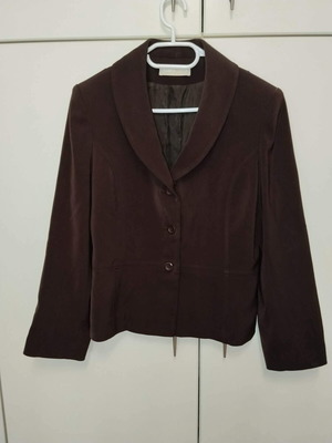 Velvet brown jacket used, lined with shoulder pads, size M