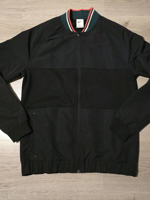 Nike Liverpool top size S like new, black