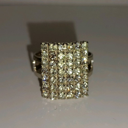 Ring used in good condition