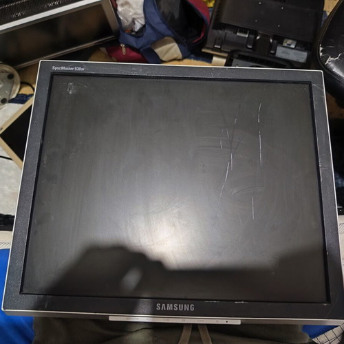 Samsung 930BF S Monitor like new 19" 1280x1024 VGA DVI without stand