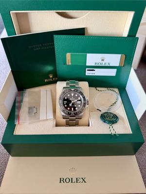 Rolex GMT-Master II 116710LN watch full set