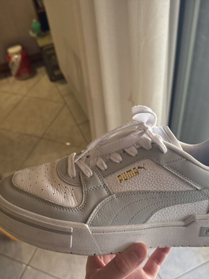 Puma sneakers 44 νούμερο σαν καινούργιο, άσπρα και γκρι
