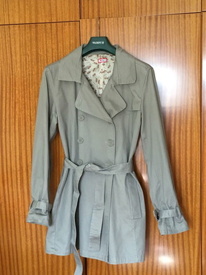 Trench coat XL like new, gray and beige