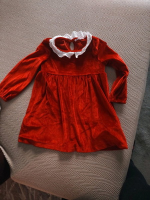 Children's dress red like new, size 98 cm
