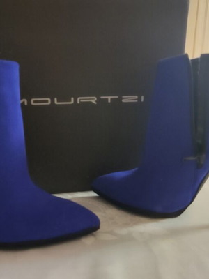 Mourtzi electric blue high-heeled ankle boots like new, size 36