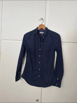Tommy Hilfiger shirt XS blue like new