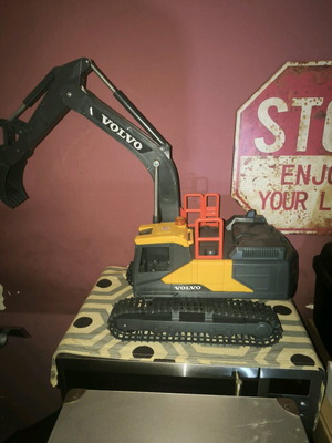 Dickie Volvo Mining Remote Control Excavator like new without remote