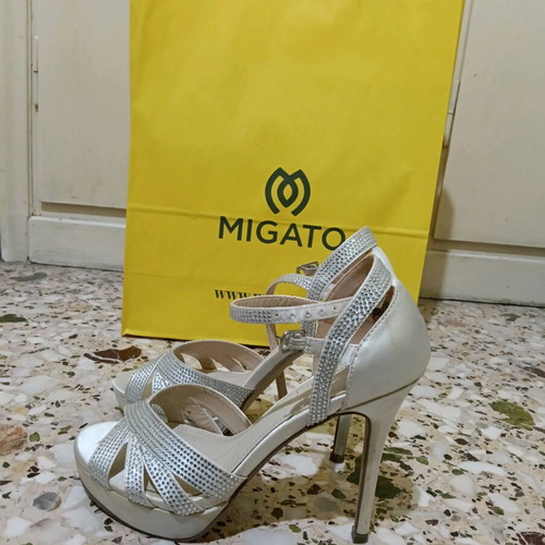 Migato bridal shoes size 38 leather silver pumps like new
