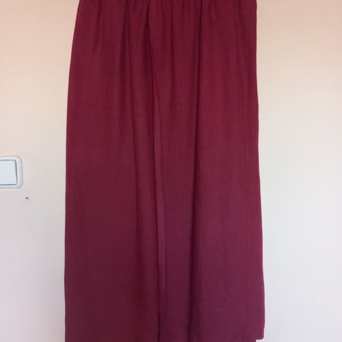 Linen pants bordeaux size 40 used, slightly worn