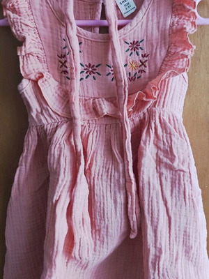 Shein dress 2-3 years like new, pink-peach with matching ribbon