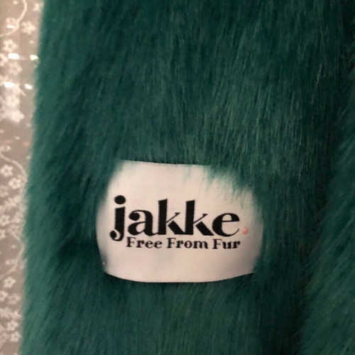 Jakke green synthetic fur like new