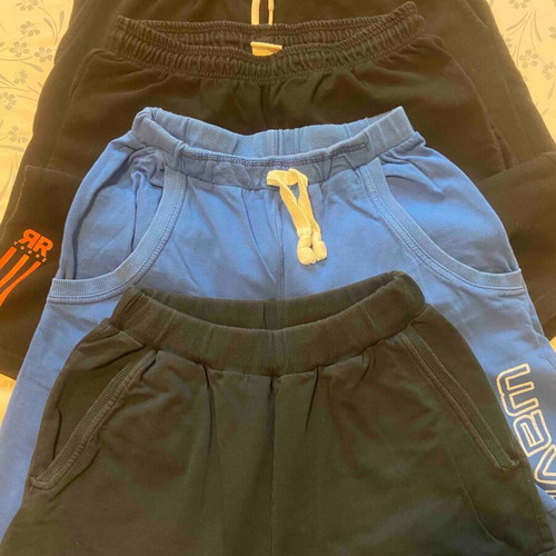 Bermudas like new, pack of 4 for ages 12-14