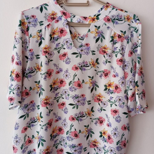 Floral Chiffon Blouse with Cut-out Neckline like new, size L