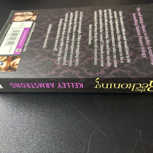 The Reckoning by Kelley Armstrong like new